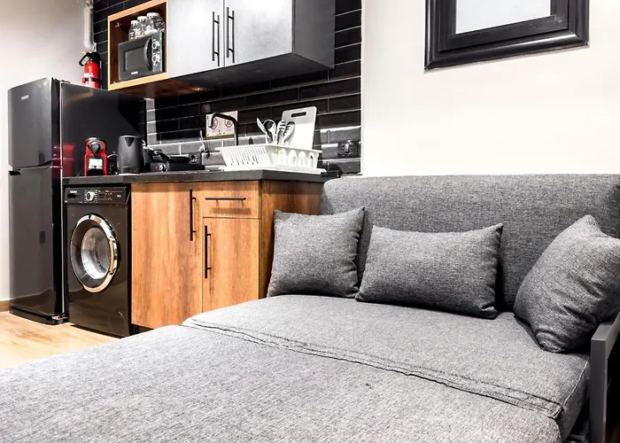 The 1Bdr Slate Space W Jacuzzi 5Min To Cai Airport